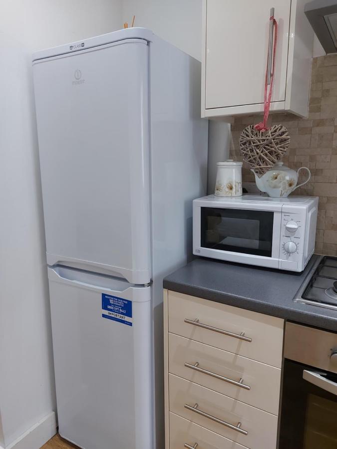 Lux Apartment In Gatwick Кролі Екстер'єр фото